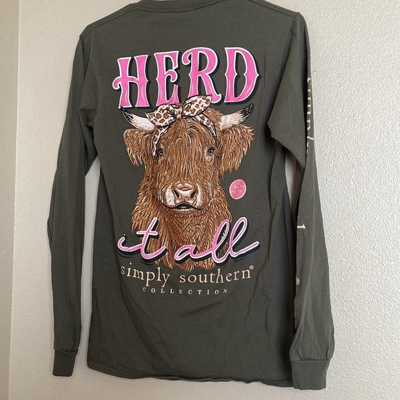 Simply Southern Herd it All Green Long Sleeve Tee Size Small - Picture 1 of 11